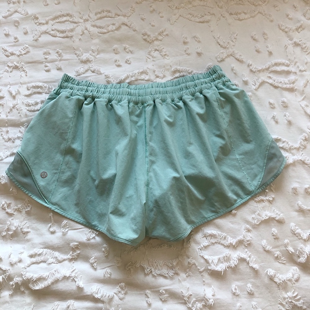 Running shorts - Picture 2 of 4